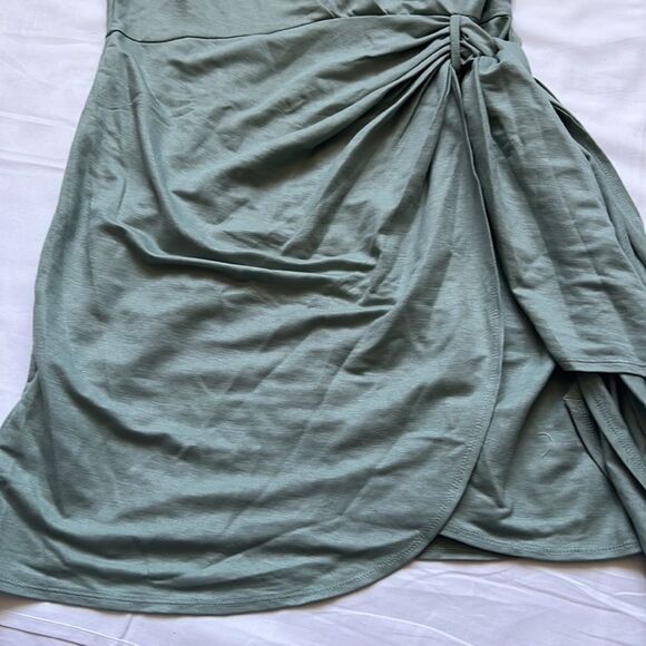 NWT Gabby Skye Tie Twist Mini Dress - Picture 5 of 9